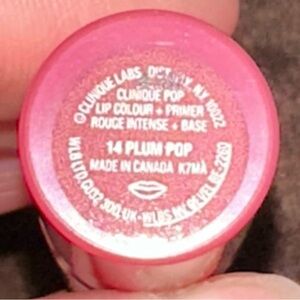 Clinique Plum Pop Lip Colour + Primer lipstick